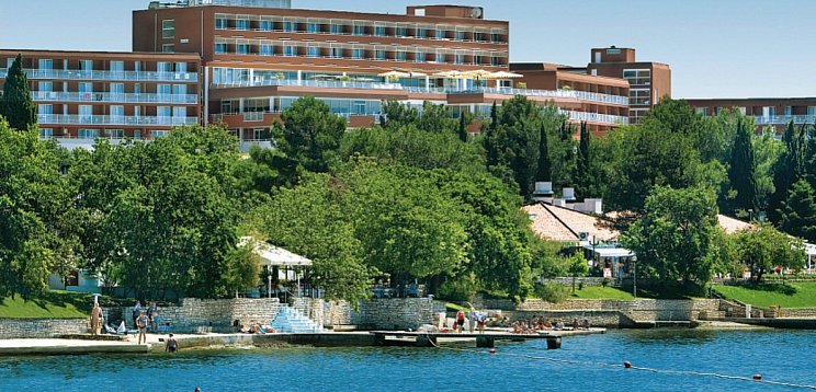 Albatros Plava Laguna