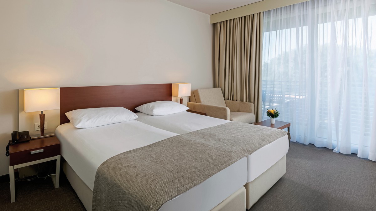 Albatros Plava Laguna