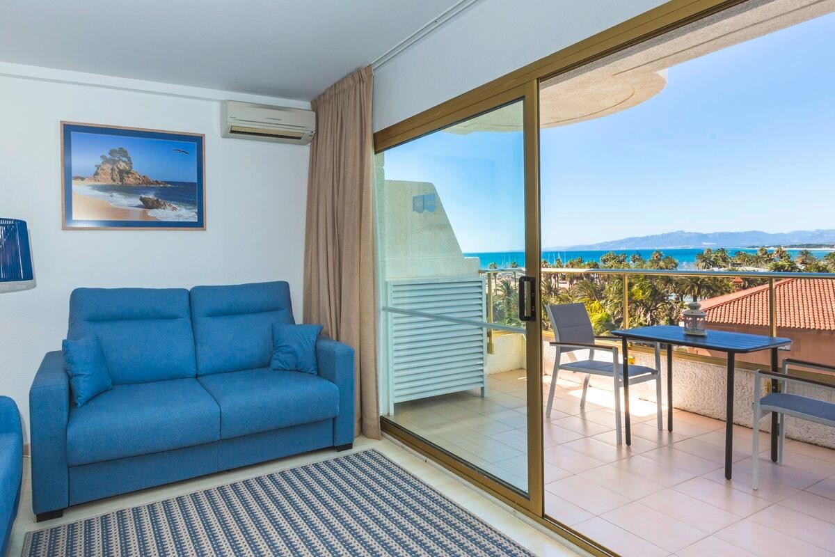 Blaumar Hotel