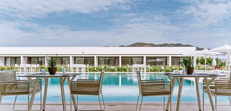 Gennadi Grand Resort
