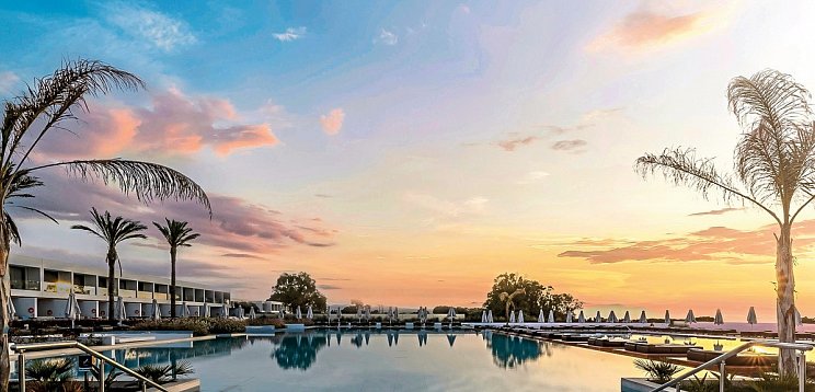 Gennadi Grand Resort