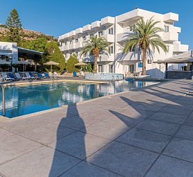 Pefkos Breeze Family Resort & Spa