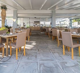 Pefkos Breeze Family Resort & Spa
