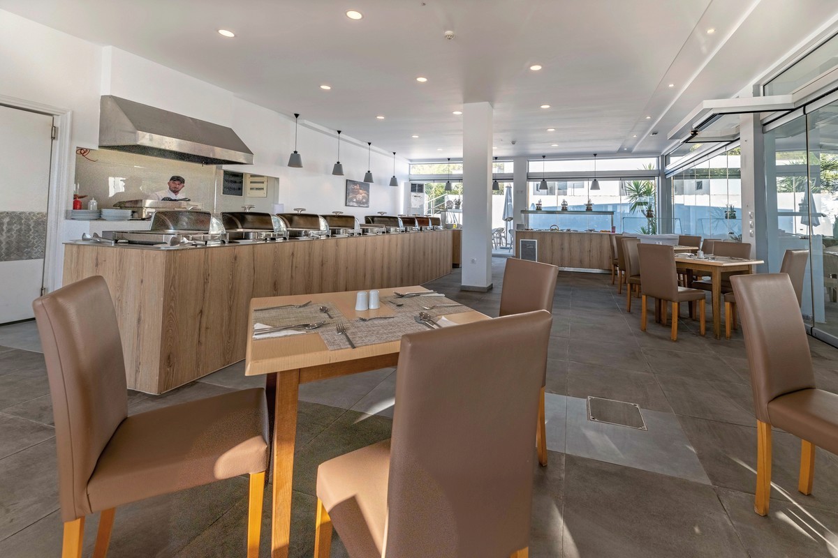 Pefkos Breeze Family Resort & Spa