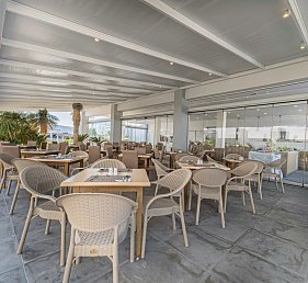 Pefkos Breeze Family Resort & Spa