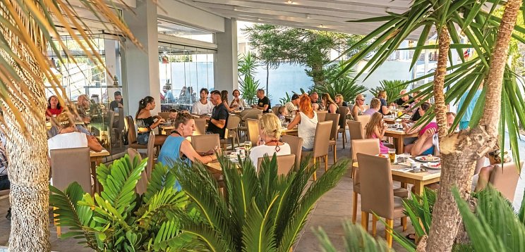 Pefkos Breeze Family Resort & Spa