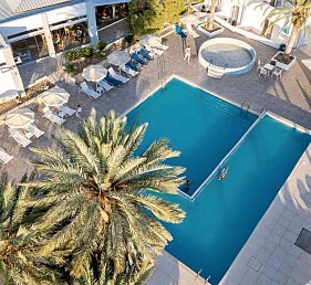 Pefkos Breeze Family Resort & Spa