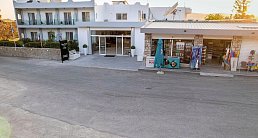 Pefkos Breeze Family Resort & Spa