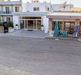 Pefkos Breeze Family Resort & Spa