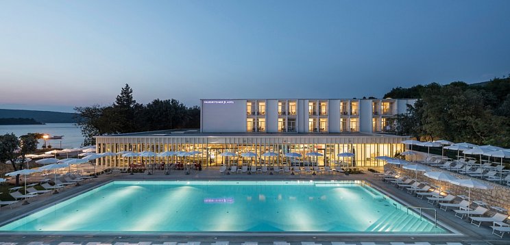 Park Punat by Falkensteiner