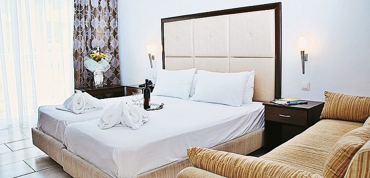 Studios & Appartements Naias