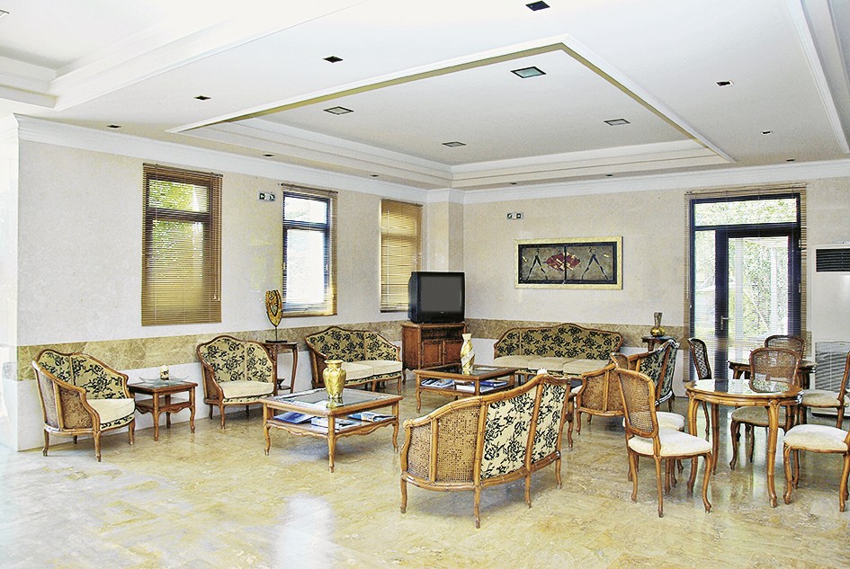 Studios & Appartements Naias