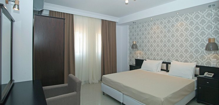 Studios & Appartements Naias