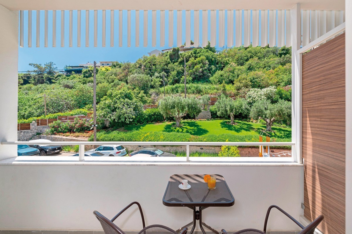 Ammon Zeus Luxury Beach Hotel