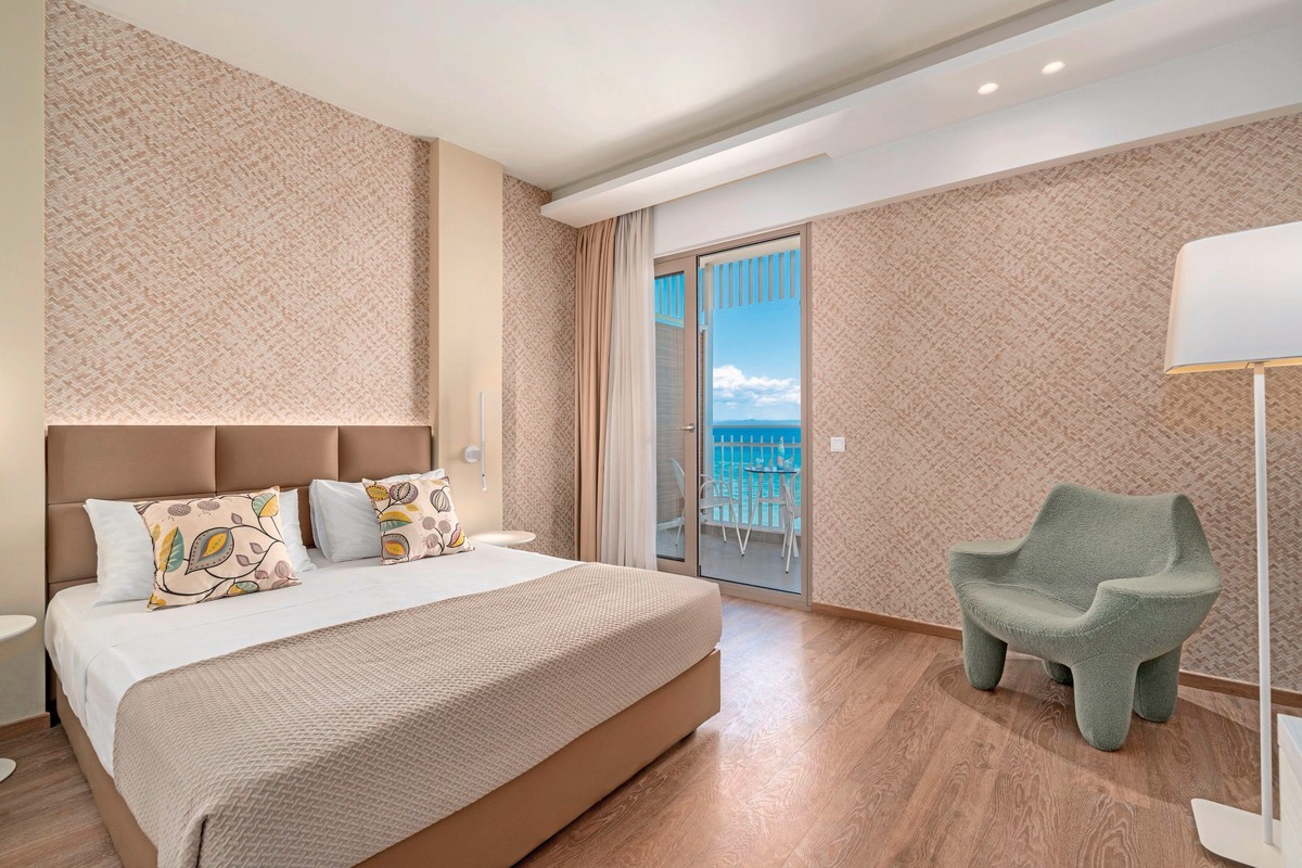 Ammon Zeus Luxury Beach Hotel