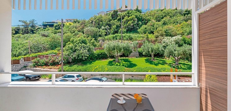Ammon Zeus Luxury Beach Hotel