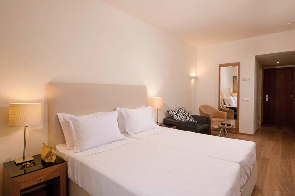 Kassandra Palace Seaside Resort