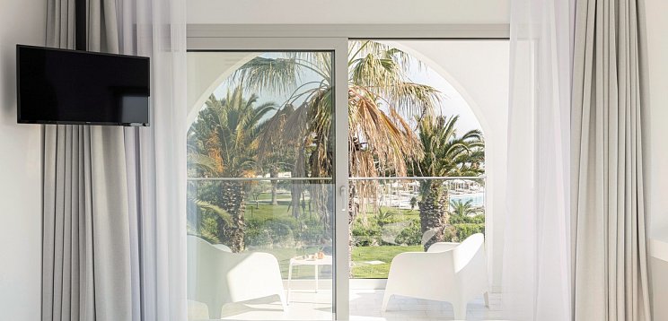 Kassandra Palace Seaside Resort