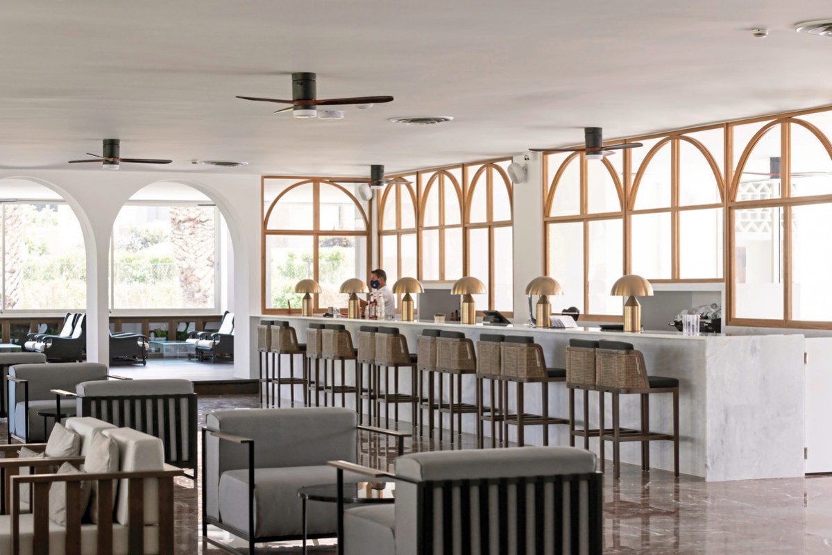 Kassandra Palace Seaside Resort