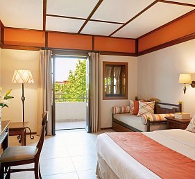Simantro Resort