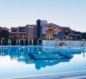 Simantro Resort