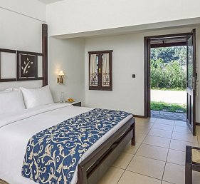 Simantro Resort