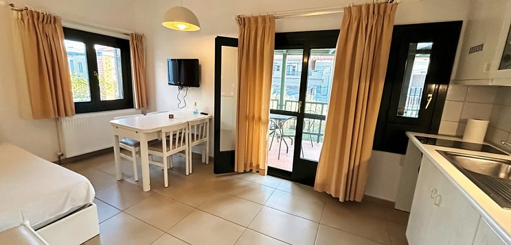 Elia Appartements Afitos
