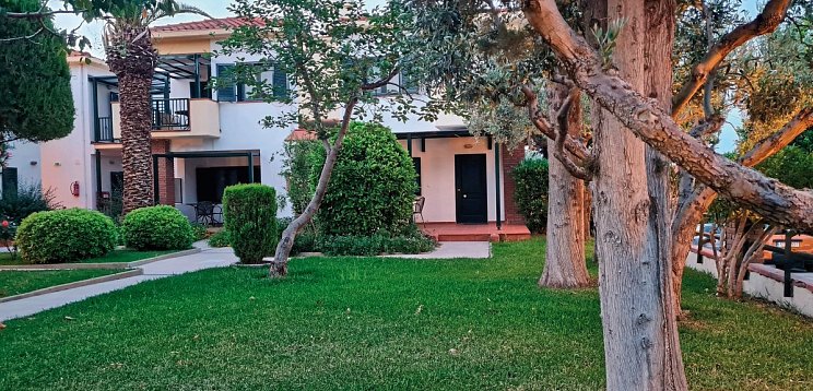 Elia Appartements Afitos
