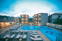 Royal Hotel and Suites