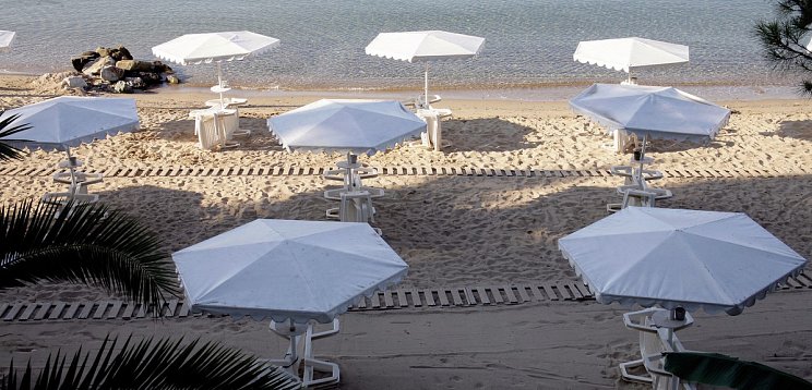 Porfi Beach