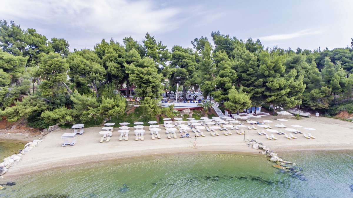 Porfi Beach