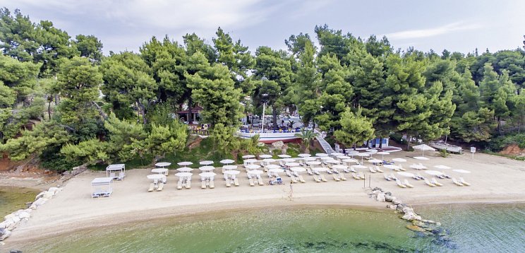Porfi Beach