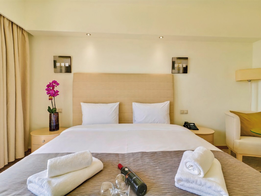 Olympian Bay Grand Resort