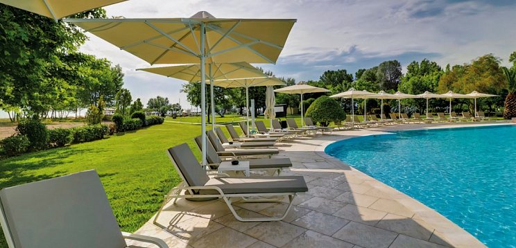 Olympian Bay Grand Resort