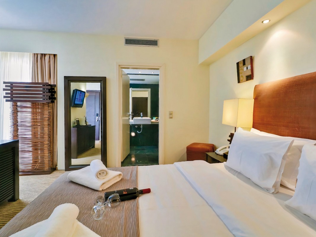 Olympian Bay Grand Resort