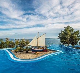 Amadria Park Camping Trogir (by Happy Camp)