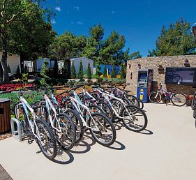 Amadria Park Camping Trogir (by Happy Camp)