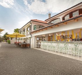 Amadria Park Camping Trogir (by Happy Camp)