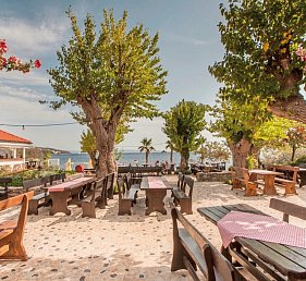 Amadria Park Camping Trogir (by Happy Camp)