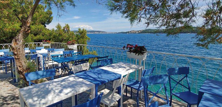 Amadria Park Camping Trogir (by Happy Camp)