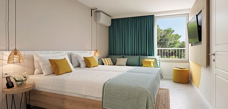 Sunny Makarska by Valamar