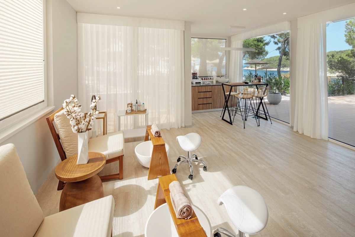 Gava Waterman Milna Resort