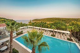 Gava Waterman Milna Resort