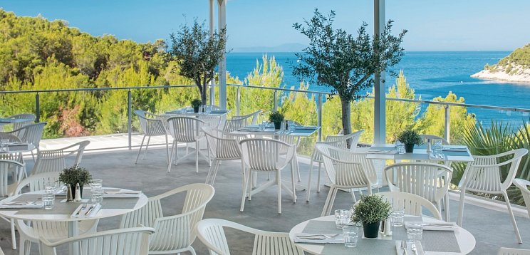 Gava Waterman Milna Resort