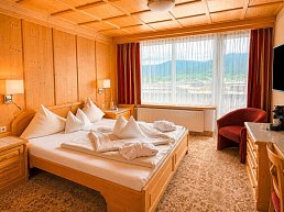Wohnbeispiel Doppelzimmer Alpenrose (Zimmercodierung DG1)