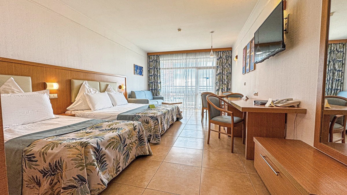 Flamingo Grand Hotel & Spa