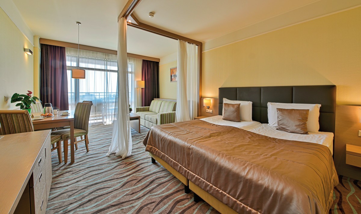 Flamingo Grand Hotel & Spa
