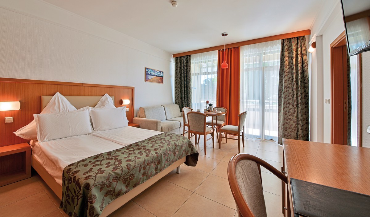 Flamingo Grand Hotel & Spa