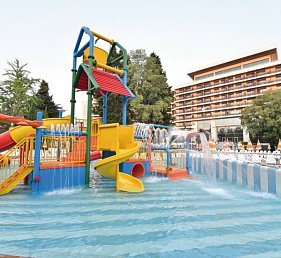 Flamingo Grand Hotel & Spa