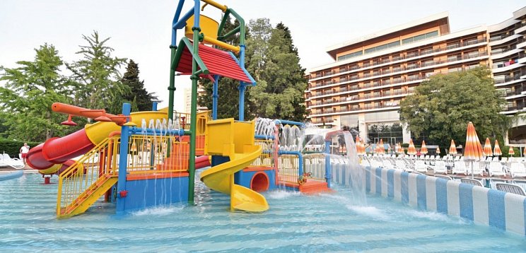 Flamingo Grand Hotel & Spa